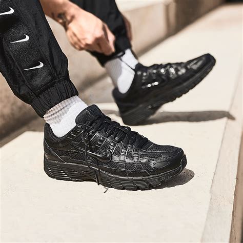 nike p 6000 all black.